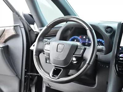 Toyota Vellfire 2024, 50000 км, за 112539.25 USD - фото 8