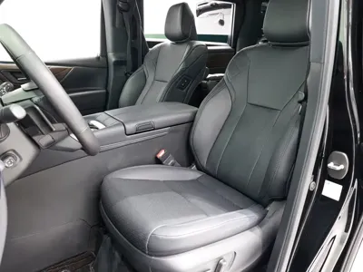 Toyota Vellfire 2024, 50000 км, за 112539.25 USD - фото 11