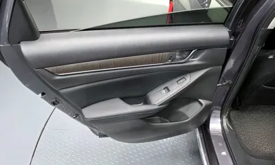 Honda Accord 2018, 88111 км, за 13121.96 USD - фото 25