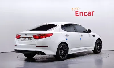 Kia K5 2014, 153264 км, за 3451.19 USD