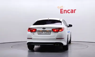 Kia K5 2014, 153264 км, за 3451.19 USD