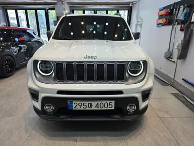 Jeep Renegade 2021, 63000 км, за 10136.81 USD