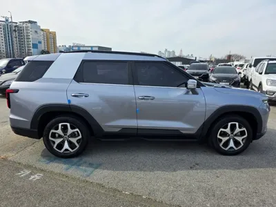 KG_Mobility_Ssangyong Torres 2023, 49721 км, за 14236.49 USD - фото 6