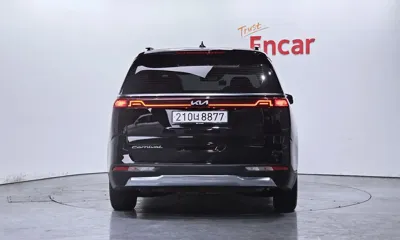 Kia Canival 2021, 61531 км, за 15593.61 USD