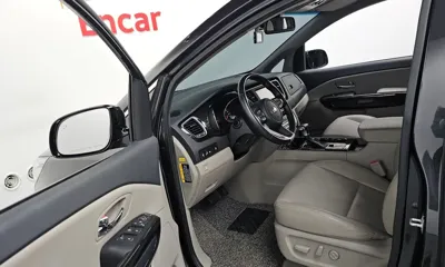 Kia Canival 2020, 67200 км, за 12691.71 USD - фото 10