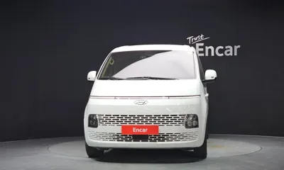 Hyundai Staria 2023, 88721 км, за 18379.94 USD