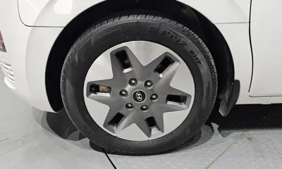 Hyundai Staria 2023, 88721 км, за 18379.94 USD