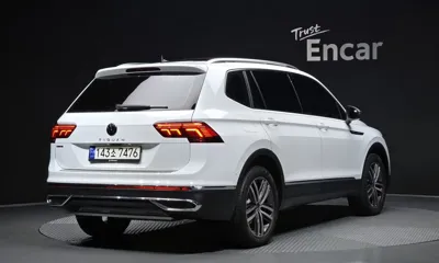 Volkswagen Tiguan 2023, 33894 км, за 20283.58 USD