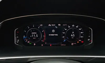 Volkswagen Tiguan 2023, 33894 км, за 20283.58 USD - фото 8