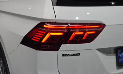 Volkswagen Tiguan 2023, 33894 км, за 20283.58 USD - фото 23