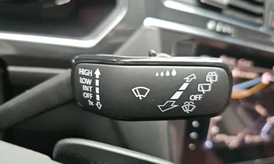 Volkswagen Tiguan 2023, 33894 км, за 20283.58 USD - фото 29