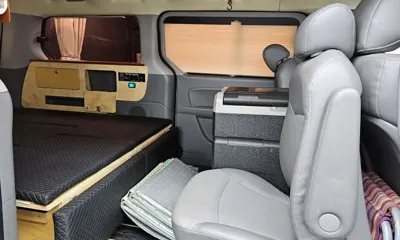 Hyundai Starex 2011, 125411 км, за 6423.84 USD - фото 12