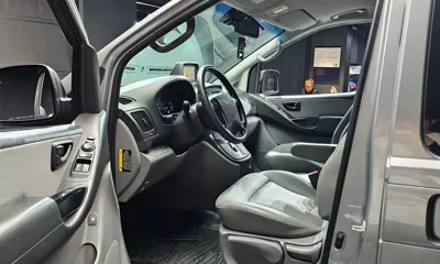 Hyundai Starex 2017, 107807 км, за 7225.43 USD - фото 11