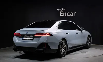 BMW 5-Series 2025, 21974 км, за 64329.79 USD