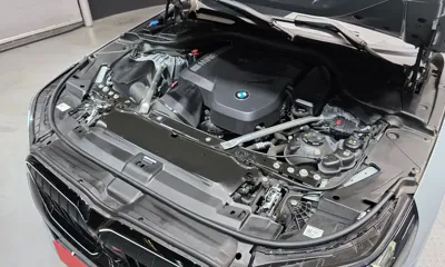 BMW 5-Series 2025, 21974 км, за 63843.68 USD - фото 6