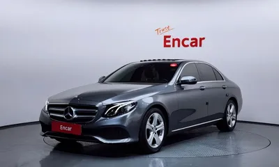 Mercedes-Benz E-Class · 2017 год