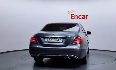 Mercedes-Benz E-Class 2017, 55932 км, за 13875.12 USD