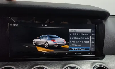 Mercedes-Benz E-Class 2017, 55932 км, за 13875.12 USD - фото 16