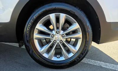 Hyundai Santafe 2016, 133339 км, за 7862.57 USD
