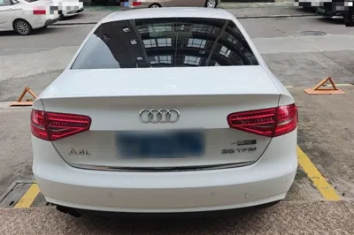 Audi A4L 2015, 143300 км, за 9362 USD