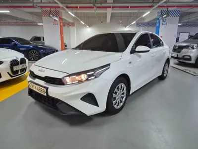 Kia K3 · 2023 год