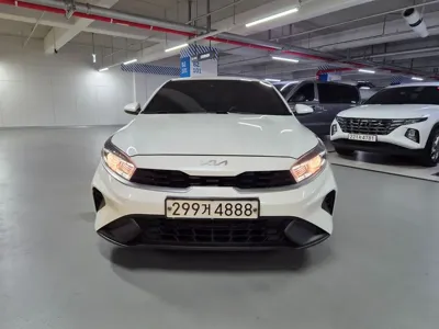 Kia K3 2023, 87705 км, за 9188.27 USD