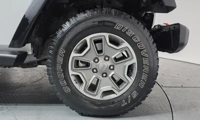 Jeep Wrangler 2013, 145015 км, за 10702.02 USD