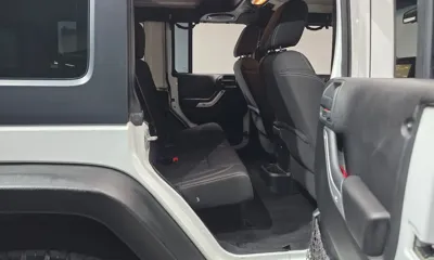 Jeep Wrangler 2013, 145015 км, за 10702.02 USD - фото 12