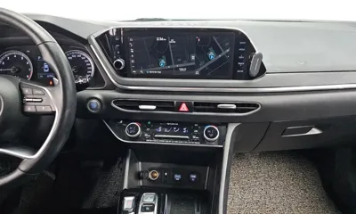 Hyundai Sonata 2020, 82798 км, за 9243.47 USD - фото 16