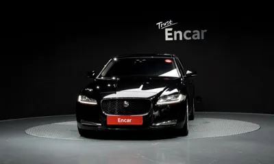Jaguar XF 2017, 163464 км, за 4955.4 USD