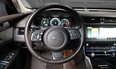 Jaguar XF 2017, 163464 км, за 4955.4 USD - фото 13