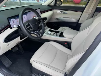 Genesis GV70 2025, 9451 км, за 30944.64 USD - фото 10