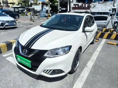 Nissan Tiida 2016, 93100 км, за 5296.83 USD