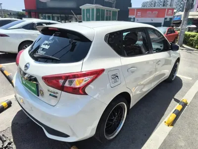 Nissan Tiida 2016, 93100 км, за 5296.83 USD