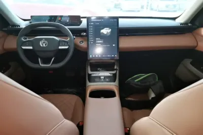 Changan Eado PHEV 2025, 100 км, за 12857 USD - фото 6