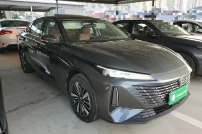 Changan Eado PHEV 2025, 100 км, за 12857 USD - фото 18