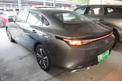 Changan Eado PHEV 2025, 100 км, за 12857 USD - фото 19