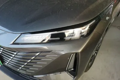 Changan Eado PHEV 2025, 100 км, за 12857 USD - фото 23