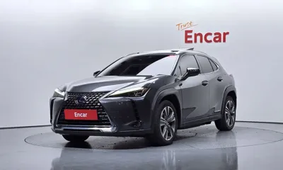 Lexus UX · 2022 год