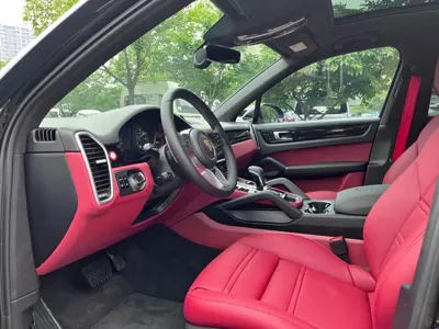 Porsche Cayenne 2019, 110000 км, за 48419.75 USD