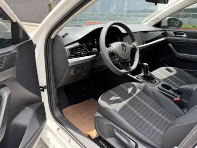 Volkswagen Lavida 2021, 52000 км, за 8811.08 USD