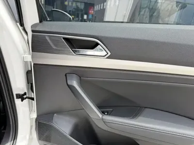 Volkswagen Lavida 2021, 52000 км, за 8811.08 USD - фото 29