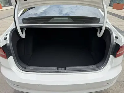 Volkswagen Lavida 2021, 52000 км, за 8811.08 USD - фото 32