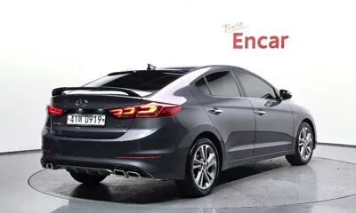 Hyundai Avante 2016, 94263 км, за 5579.62 USD