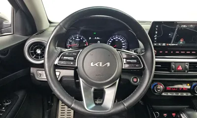 Kia K3 2024, 23209 км, за 12552.89 USD - фото 15