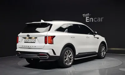 Kia Sorento 2021, 64052 км, за 20662.23 USD