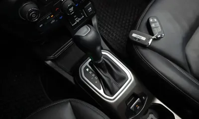 Jeep Renegade 2019, 73062 км, за 6384.37 USD - фото 9