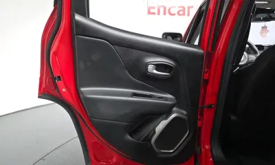 Jeep Renegade 2019, 73062 км, за 6384.37 USD - фото 25
