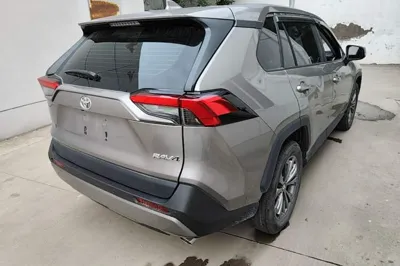 Toyota RAV4 2023, 32800 км, за 19187 USD - фото 6
