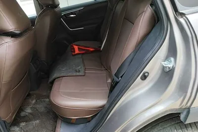 Toyota RAV4 2023, 32800 км, за 19187 USD - фото 20